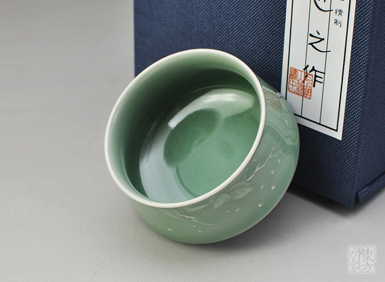 名家手作龙泉青瓷（弟窑.老梅子青釉）主人杯：常青