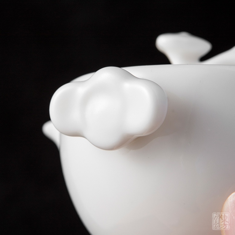 原矿白瓷手工立体浮雕茶具：蟹蟹（谢谢）你