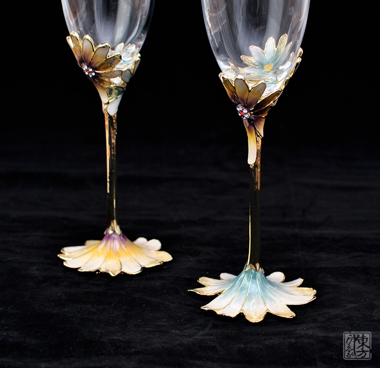 罗比罗丹水晶珐琅彩香槟杯：绽放（对杯）
