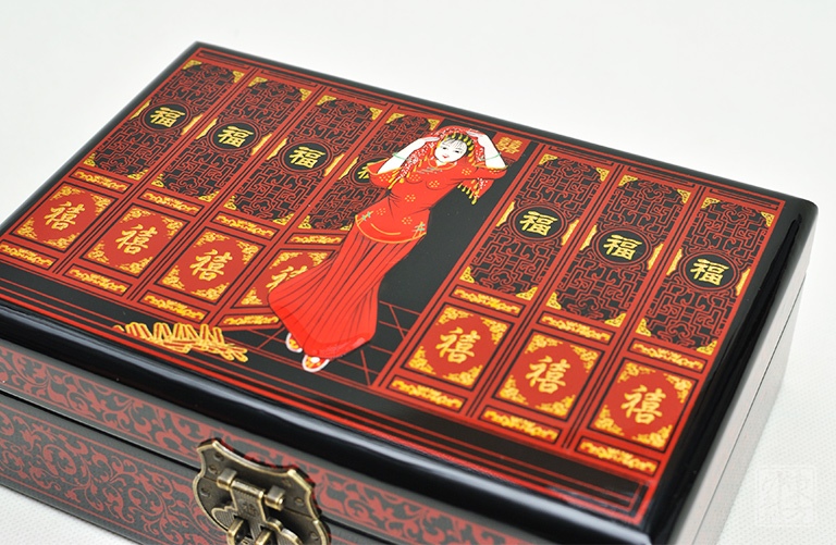 平遥推光漆器手工堆漆彩绘首饰盒：新娘过门