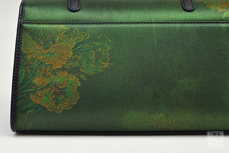 桑蚕丝香云纱印花背提包：绿绮翠微