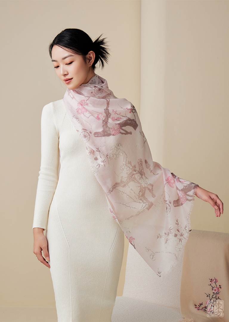 高精纺100%纯羊绒围巾:梅香如故(桃夭色)