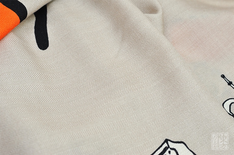 绵羊毛桑蚕丝混纺秋冬款大方巾围巾披肩: 罗马风情