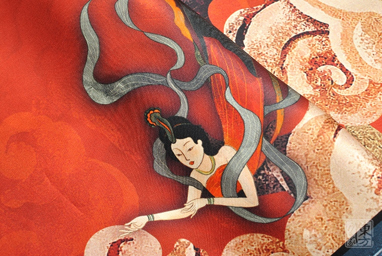 100%桑蚕丝/真丝素绉缎丝巾:敦煌飞天仕女图(中方巾)