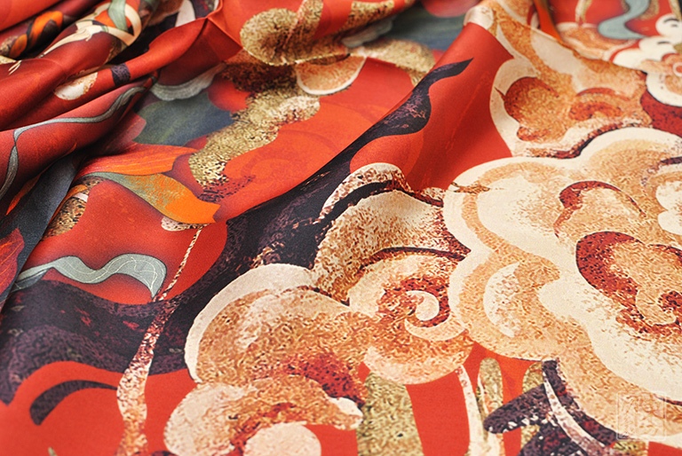 100%桑蚕丝/真丝素绉缎丝巾:敦煌飞天仕女图(中方巾)