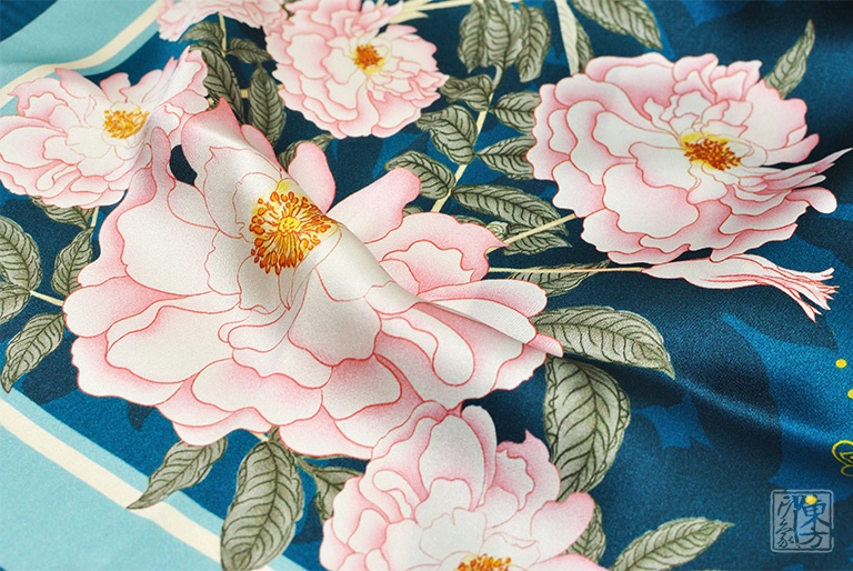 100%桑蚕丝/真丝素绉缎丝巾:元·钱选《八花图》(中方巾)