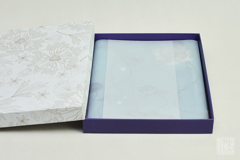 100%桑蚕丝/真丝素绉缎丝巾：莲塘倩影