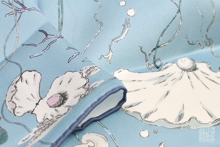 100%桑蚕丝/真丝素绉缎丝巾：莲塘倩影