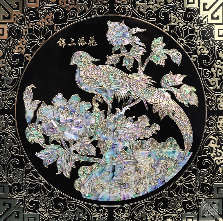 平遥漆器掐铜丝嵌螺钿首饰盒:锦上添花