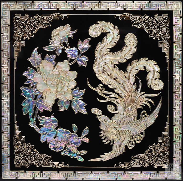 平遥漆器掐铜丝嵌螺钿首饰盒：凤戏牡丹