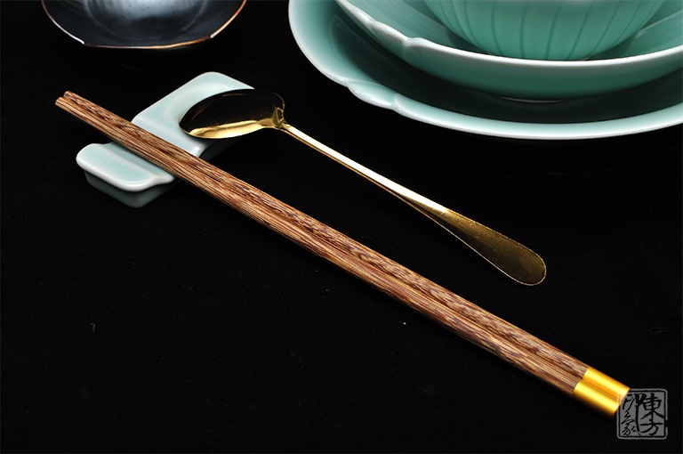 龙泉青瓷（弟窑·天青釉）一人食餐具：繁花