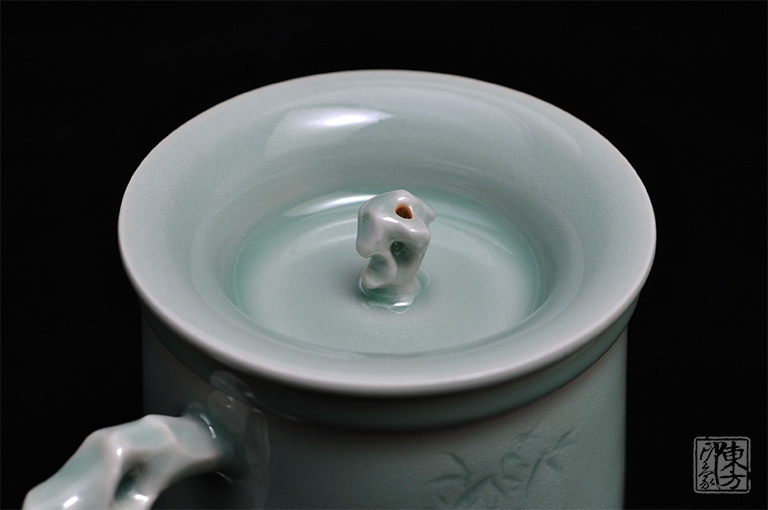 龙泉青瓷仿古釉茶漏杯：四时如许
