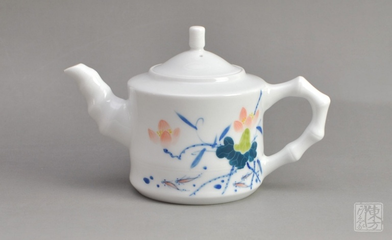 醴陵釉下五彩手绘茶具八件套－莲年有鱼