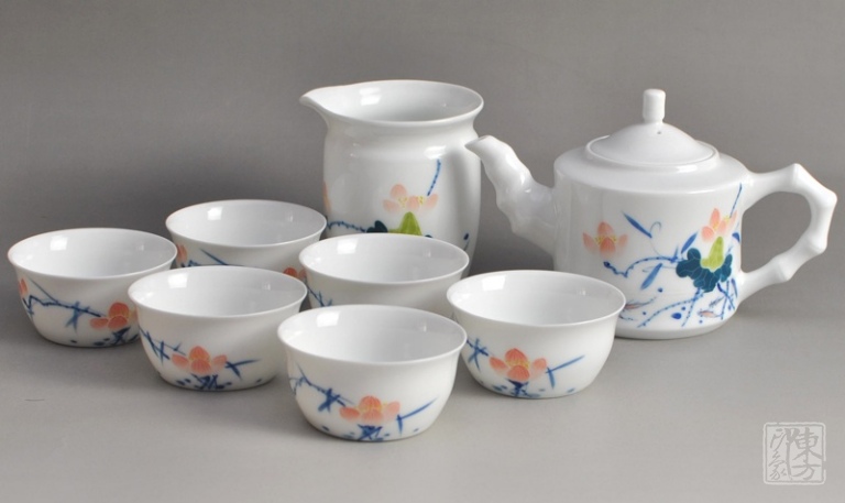 醴陵釉下五彩手绘茶具八件套－莲年有鱼