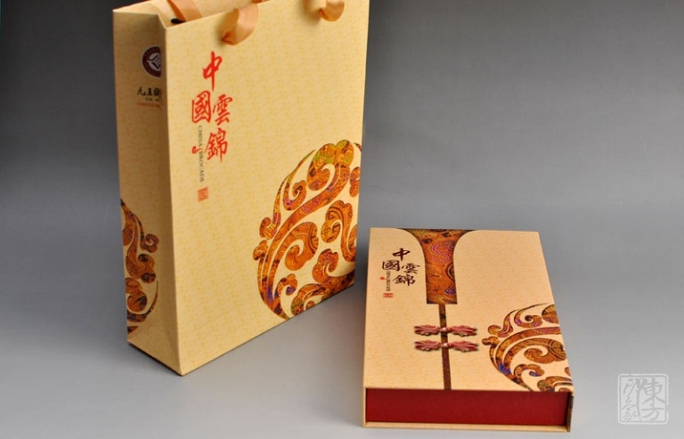 云锦围巾－深蓝色祥龙甲骨文