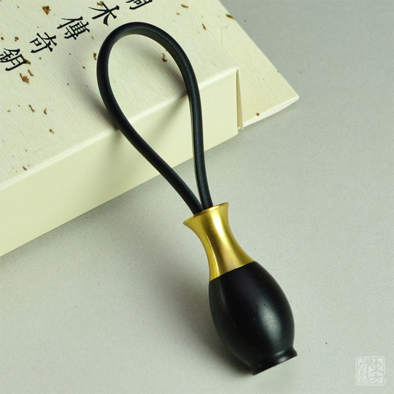 铜木传奇钥匙扣：宝瓶