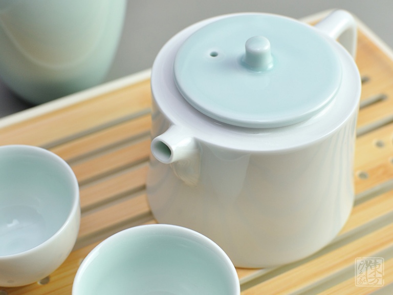 婺州窑青瓷茶具套装：清新如水