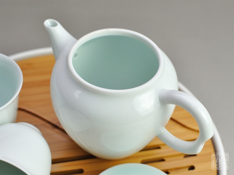 婺州窑青瓷茶具套装：明月山水